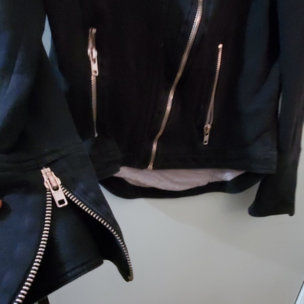 Jacket - Picture 3 of 5